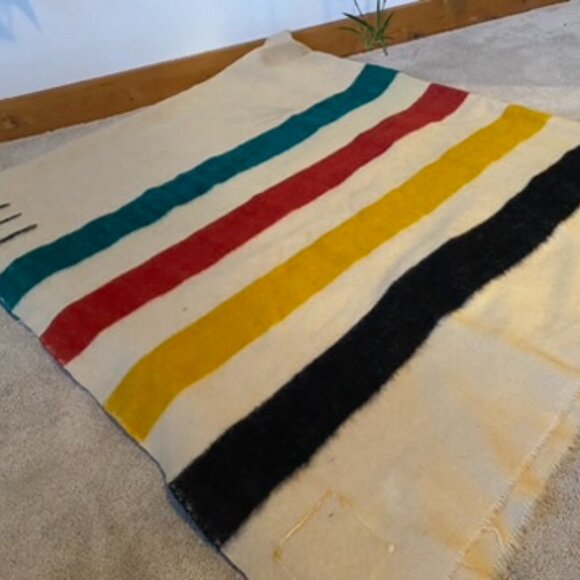 Vintage Hudson Bay 4-point Camp Blanket 100% Wool Made in England Rustic Decor - Picture 2 of 9